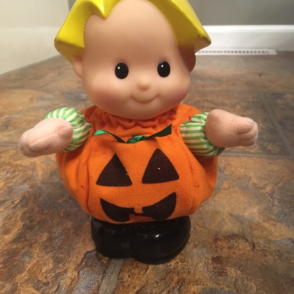 Vintage Little People Trick or Treaters - Picture 3 of 8